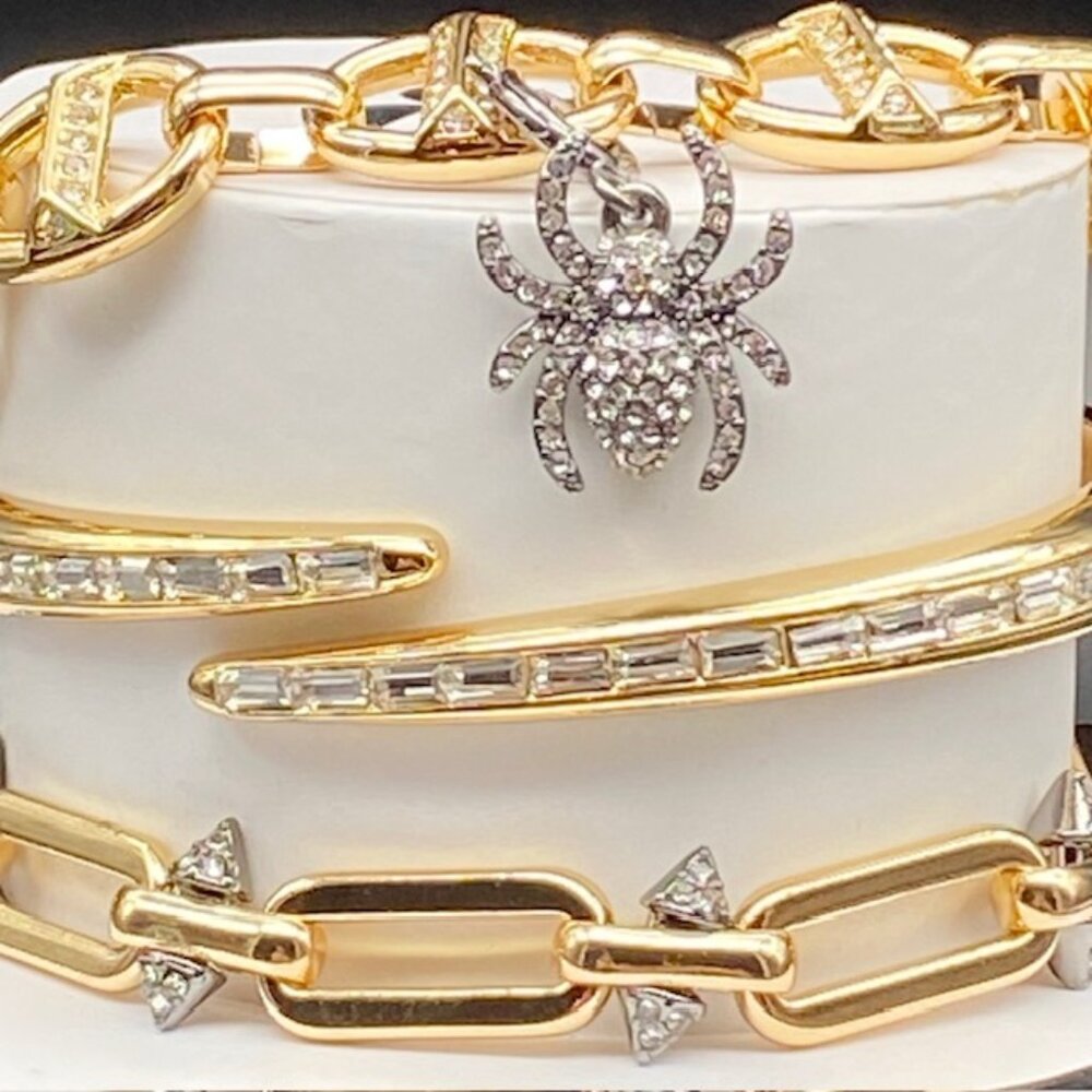 Lurking In Luxury ST95799 Bomb Party Halloween Stack 2025 Spider Charm